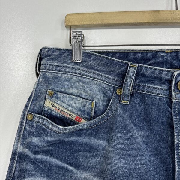 Diesel Buster Distressed Jeans Men's W33 L32 Blue Regular Slim Tapered Button