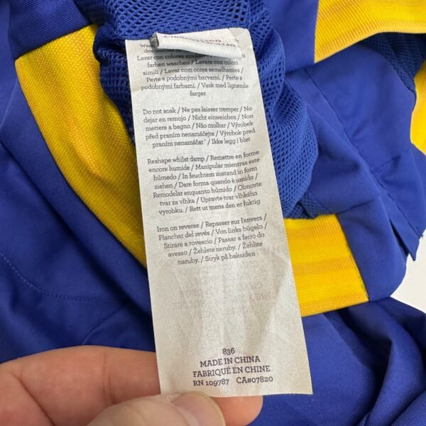 s-l1600-11 Umbro Sweden National Football Team Jacket XL Blue Yellow