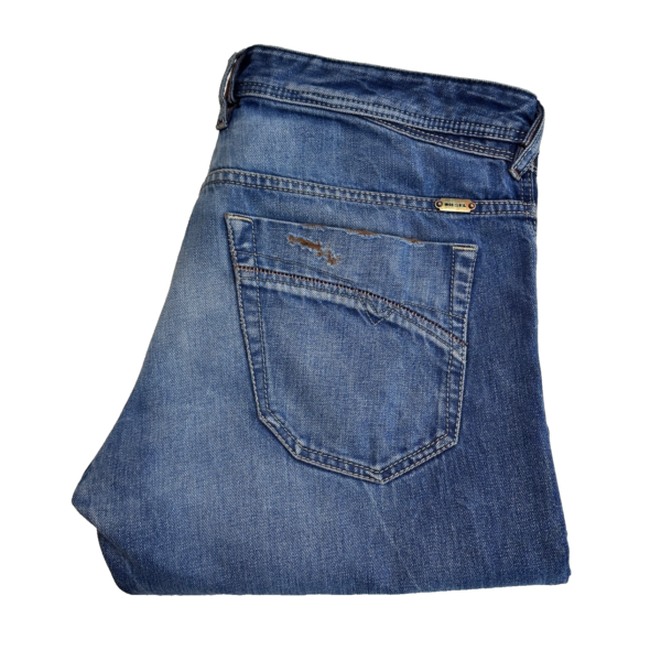 Diesel Iakop Distressed Jeans