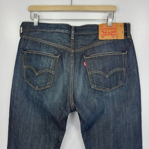 Levi's 501 Jeans Men's W36 L34 Blue Classic Denim Regular Straight Button Fly
