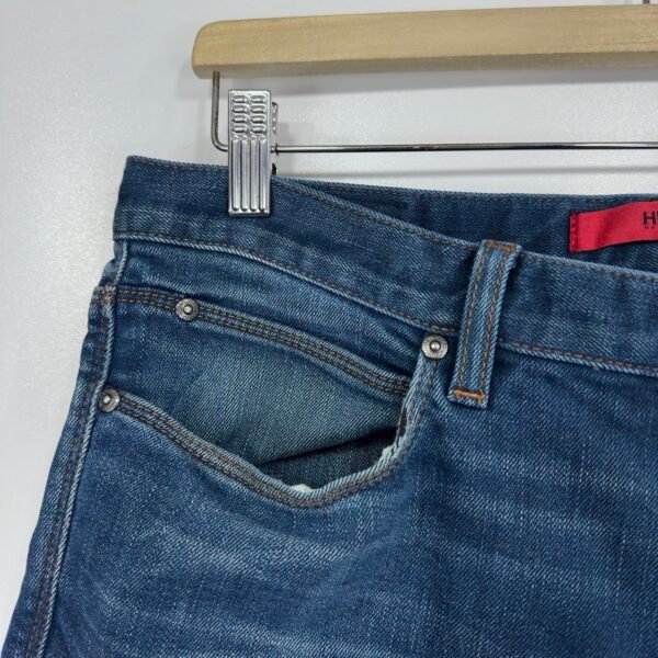 IMG_3639 Large Hugo Boss Slim Fit Blue Denim Jeans W33 L34