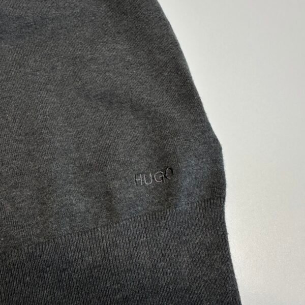 IMG_4119 Large Hugo Boss Sidorton cardigan Men's Sweater Size XL Grey V Neck Stretch Knit