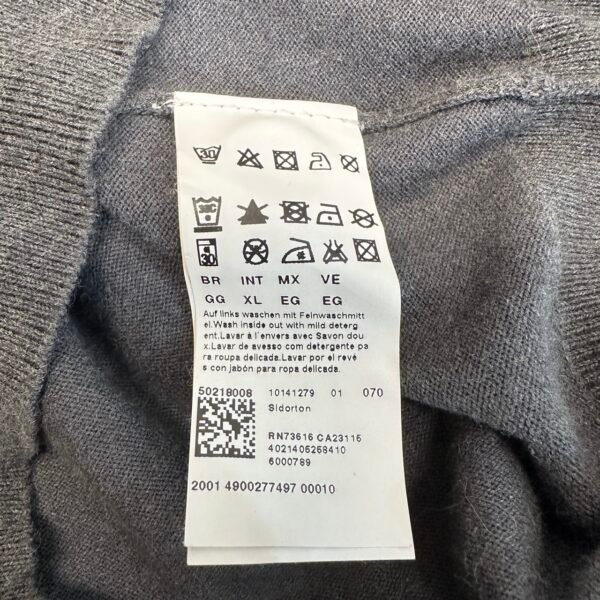 IMG_4120 Large Hugo Boss Sidorton cardigan Men's Sweater Size XL Grey V Neck Stretch Knit