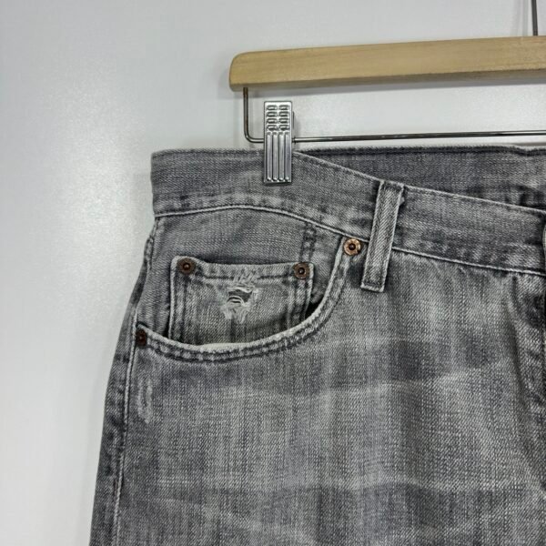 Levi’s 501 Jeans Grey W35 L32 Men’s Straight Fit Distressed