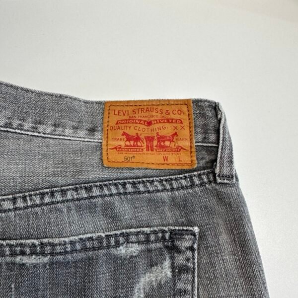 Levi’s 501 Jeans Grey W35 L32 Men’s Straight Fit Distressed